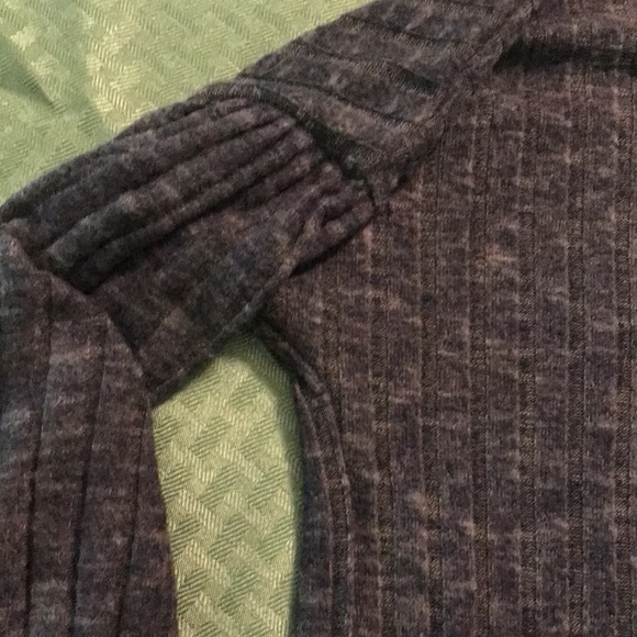 Lucky Brand woman’s size small oversized duster. Dark olive elastic wrist. - Picture 5 of 8